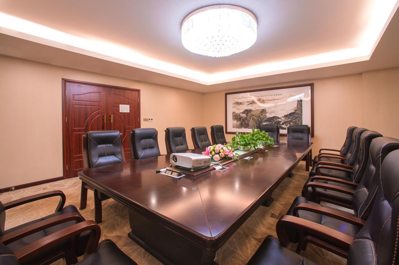 Guangzhou Jin Wan Li Business Hotel Eksteriør bilde