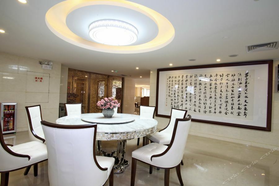 Guangzhou Jin Wan Li Business Hotel Eksteriør bilde