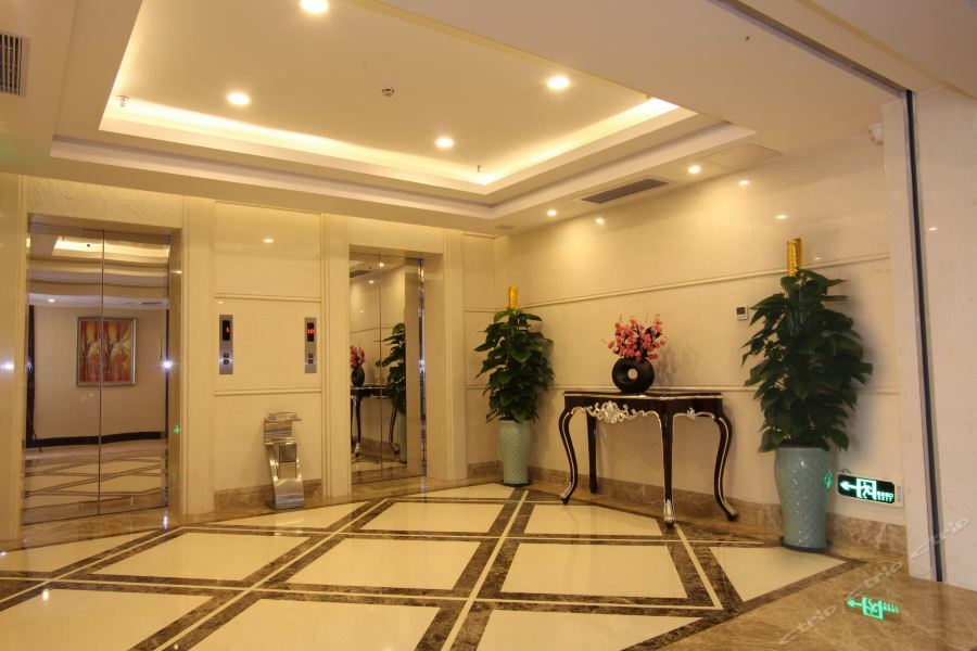 Guangzhou Jin Wan Li Business Hotel Eksteriør bilde